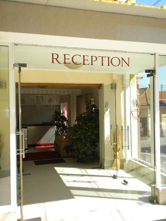 Hotel Ary Cluj Napoca Bagian luar foto