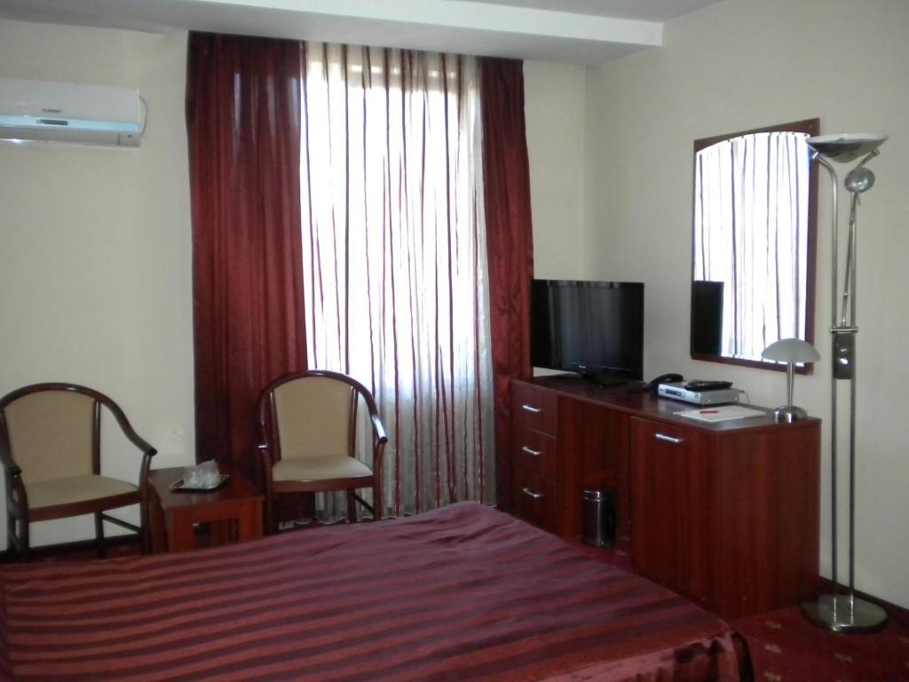 Hotel Ary Cluj Napoca Ruang foto